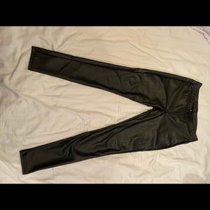 Hue faux pleather pants